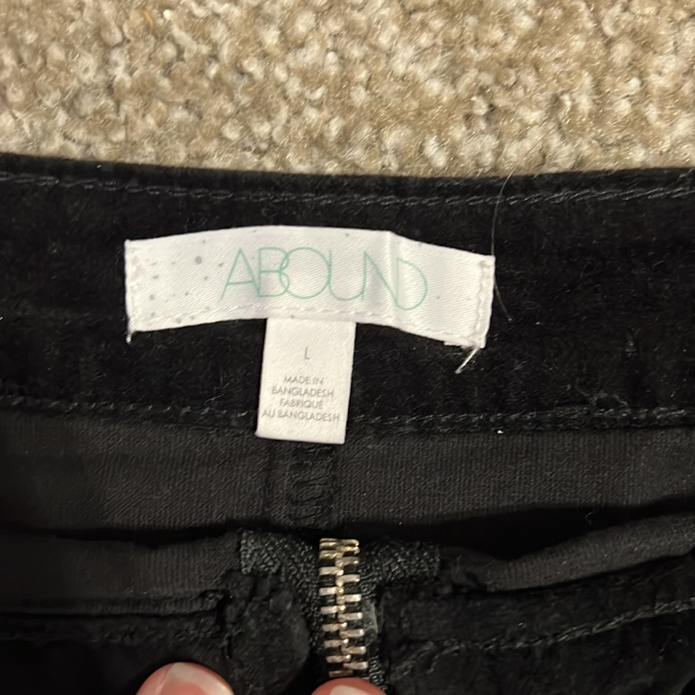 Black Velvet skirt - Picture 2 of 4